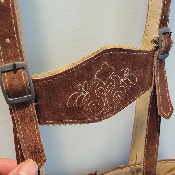 Kid's Brown Leather Lederhosen Shorts with Suspenders - Picture 2 of 10